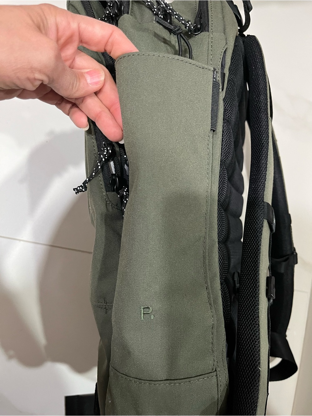 PAKT the travel backpack Forest green 35L - Picture 9 of 16